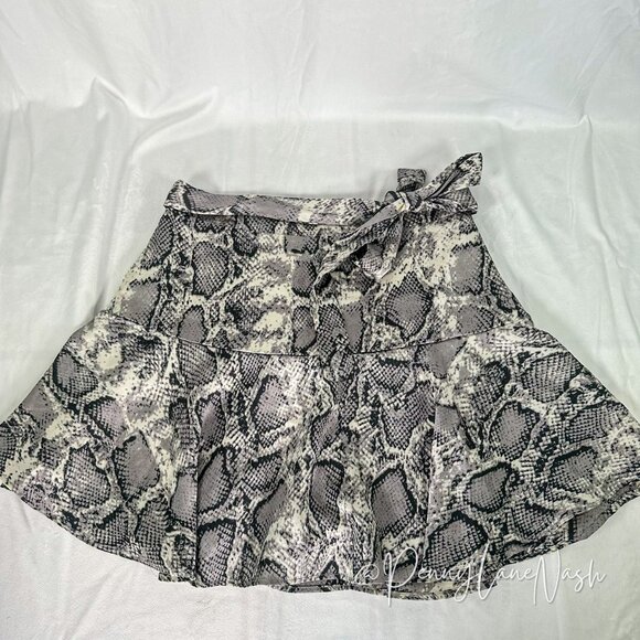 vestique Pants - Vestique Snake Print Tie Waist Skort Skirt